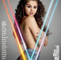 O belo rabo de Selena Gomez (V Magazine)