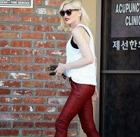 Gwen Stefani apanhada pelas câmaras em Los Angeles