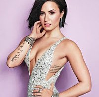 Demi Lovato em lingerie