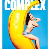 Demi Lovato provocante na revista Complex