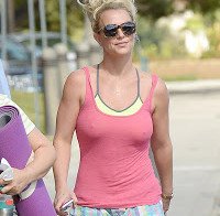 Os mamilos de Britney Spears (roupa de treino)
