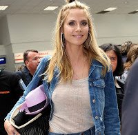 Heidi Klum com roupa transparente