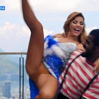 Upskirts de Sónia Araújo e Sílvia Alberto - Tomates Podres