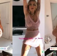 As mamas de Rita Ora num top transparente